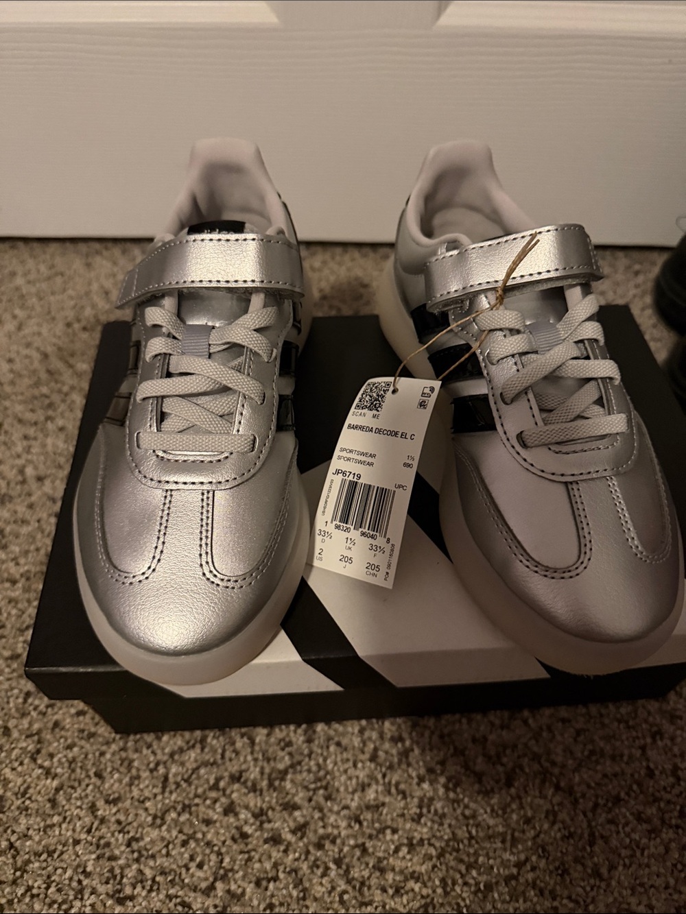 adidas Kids Silver Metallic Hook-and-Loop Sneakers